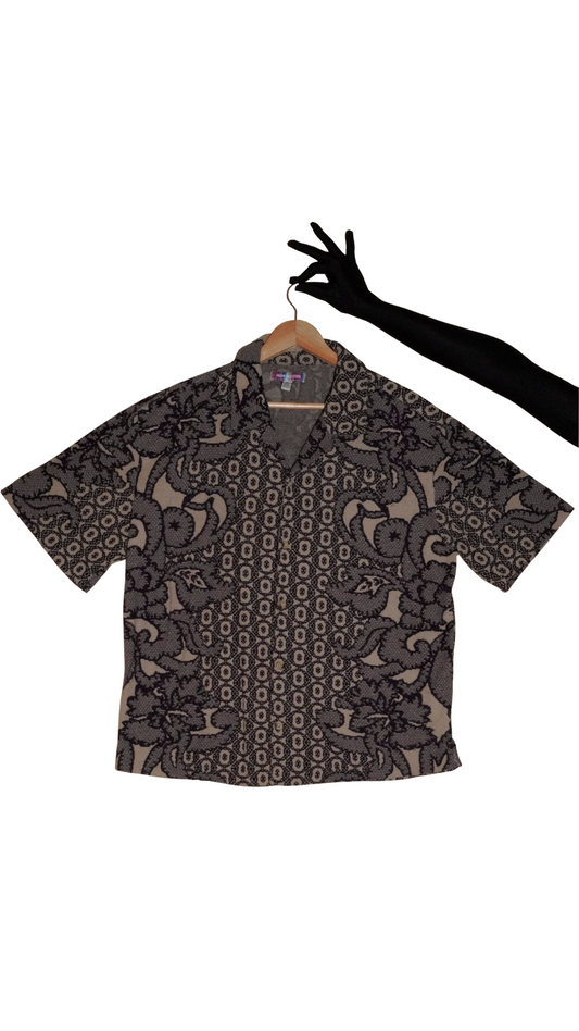 Camiseta Arabescos Urban Outfitters